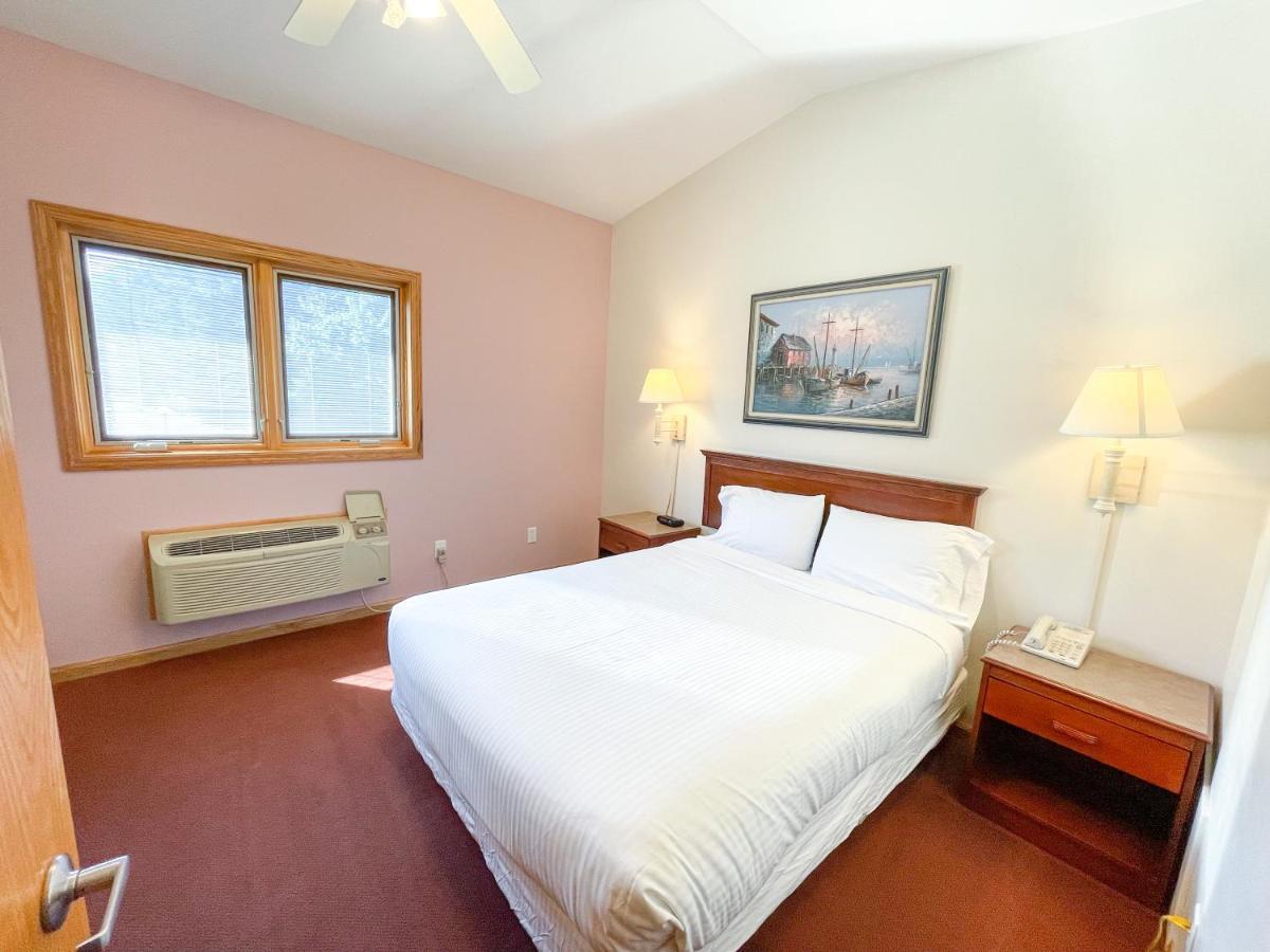 Lake Bluff Inn And Suites South Haven Dış mekan fotoğraf