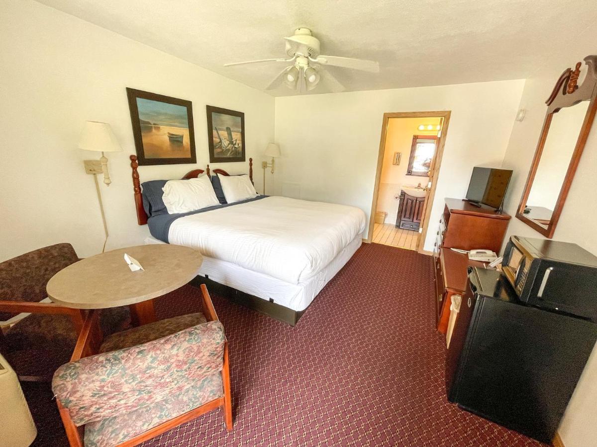 Lake Bluff Inn And Suites South Haven Dış mekan fotoğraf