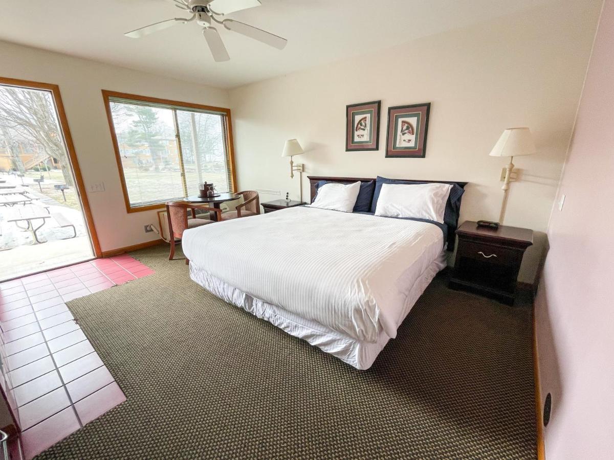 Lake Bluff Inn And Suites South Haven Dış mekan fotoğraf